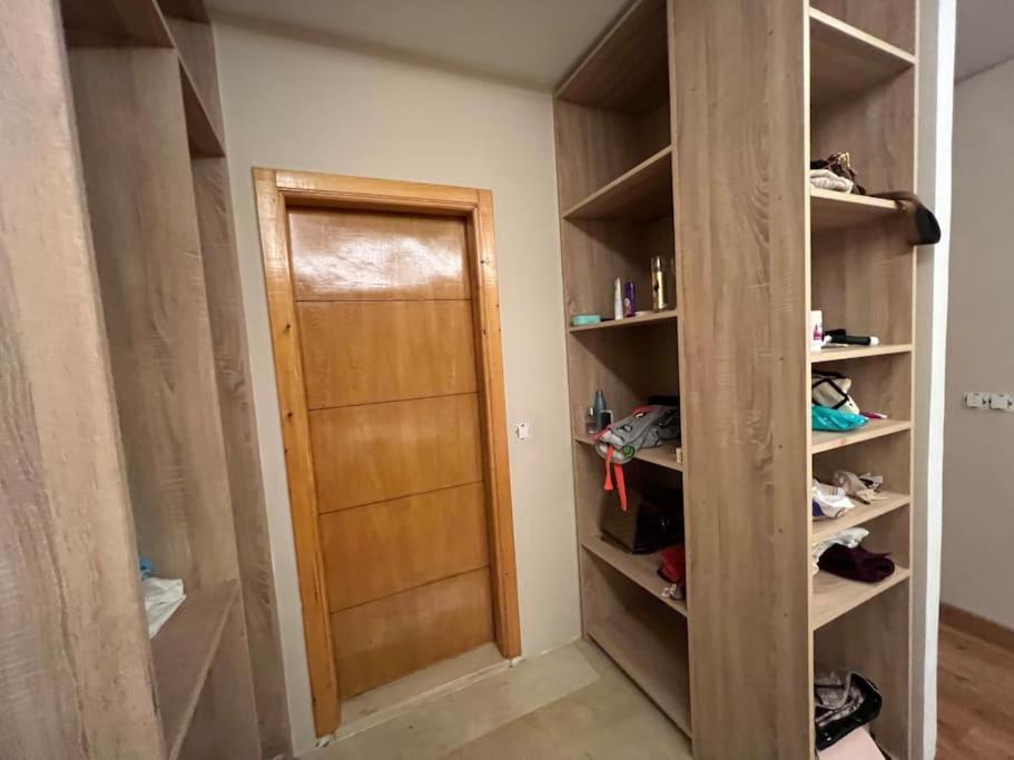 Apartamento Offering A Fantastic Casa Blanca